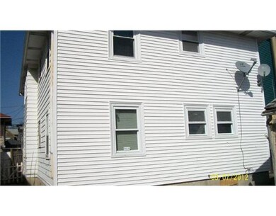 142 Whitmarsh St, Providence, RI 02907 - photo 2