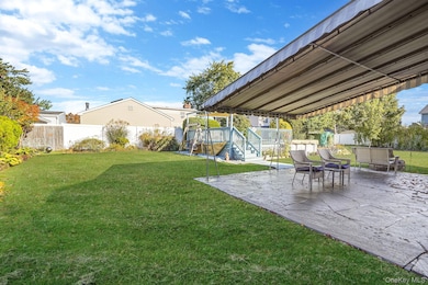 430 14th St, West Babylon, NY 11704 - photo 6