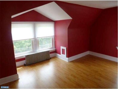 134 W Walnut St, North Wales, PA 19454 - photo 4