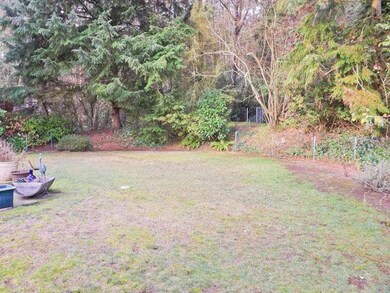 8383 E Mercer Way, Mercer Island, WA 98040 - photo 5