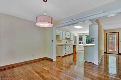 1606 Lakeland Point, High Point, NC 27265 - photo 6