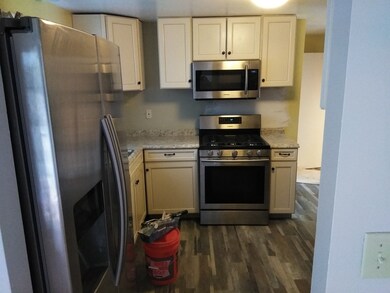 15 Lantern Ln unit 15, Randolph, MA 02368 - photo 4