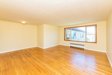 2625 W Fitch Ave unit 3F, Chicago, IL 60645 - photo 4