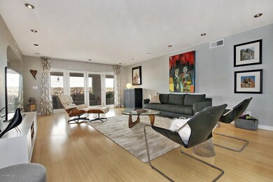 1215 E Canterbury Dr Phoenix-large-008-2