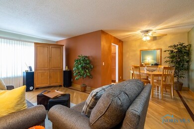 Livingroom / Diningroom