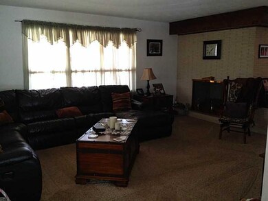 147 Harrison St, Homer City, PA 15748 - photo 6