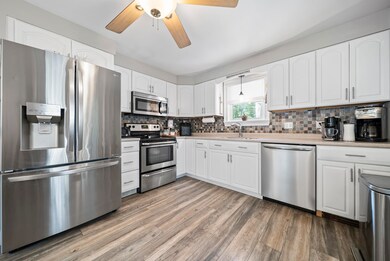 147 Huse Rd, Manchester, NH 03103 - photo 3