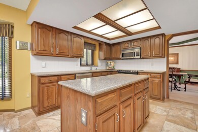 12618 Wheaton Dr-13