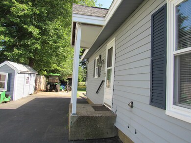 53 Stone St, Concord, NH 03301 - photo 3