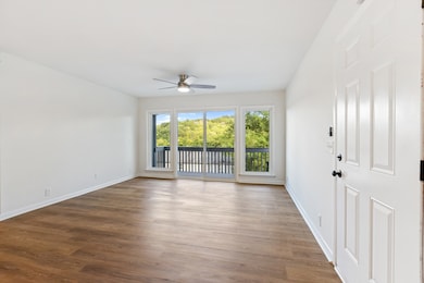 21 Vaughns Gap Rd unit 105, Nashville, TN 37205 - photo 3