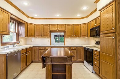 Kitchen Showing Moveable Island
