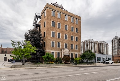 825 N Delaware St unit 3C, Indianapolis, IN 46204 - photo 2