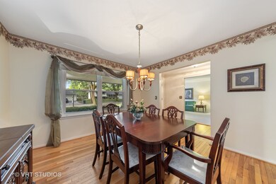 61 Starling Ln, Naperville, IL 60565 - photo 5