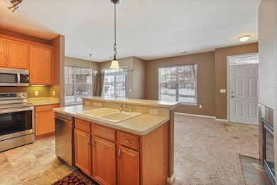 N17W26541 Meadowgrass Cir unit A, Pewaukee, WI 53072 - photo 7