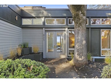 925 Holiday Ct S, Salem, OR 97302 - photo 5