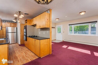 Dining Area 20170523-DW-1926-SMALL