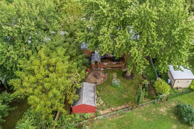 2162 C St SW, Cedar Rapids, IA 52404 - photo 7