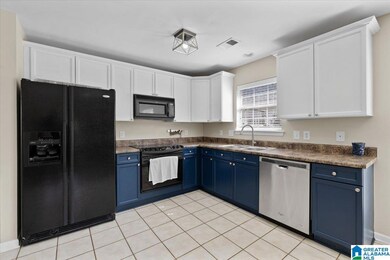 2507 Forest Lakes Ln, Sterrett, AL 35147 - photo 6