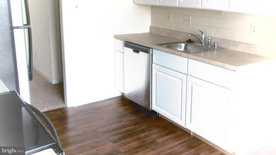 318 Chapel Ct, Walkersville, MD 21793 - photo 5