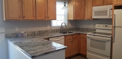 83 Oakridge Dr, Londonderry, NH 03053 - photo 7