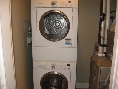 97 Bruce Park Ave unit 2 C, Greenwich, CT 06830 - photo 5