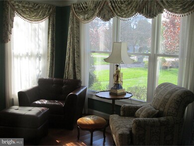 1331 Taylor Dr, Langhorne, PA 19047 - photo 5