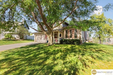 7916 Rock Creek Cir, Omaha, NE 68138 - photo 5