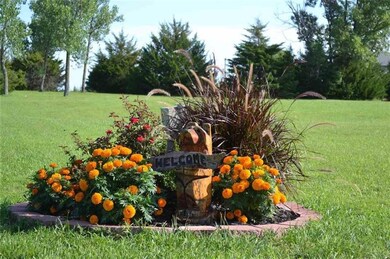 7210 NW Wilson Rd, Topeka, KS 66618 - photo 2