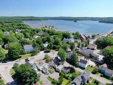 5) 190 Main St, Wiscasset