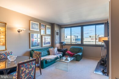 Watergate South unit 1510, Washington, DC 20037 - photo 3