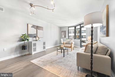 1117 10th St NW unit 906, Washington, DC 20001 - photo 6