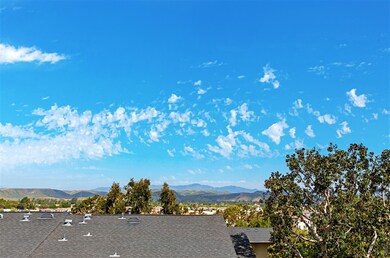 4220 Vista Del Rio Way unit 8, Oceanside, CA 92057 - photo 2