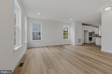 253 Grove View Dr, Hockessin, DE 19707 - photo 4