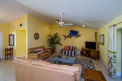 007_Living Room