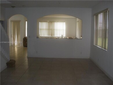 1017 Center Stone Ln, Riviera Beach, FL 33404 - photo 2