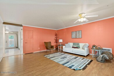 7606SummitviewAveUnit14-5