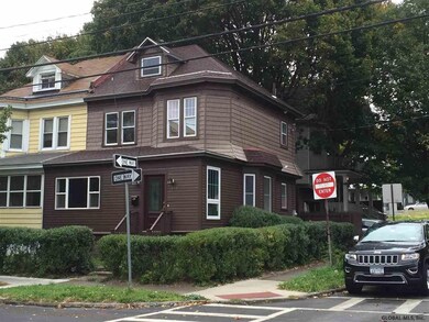 253 Myrtle Ave, Albany, NY 12208 - photo 2