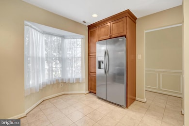 13776 Flowing Brook Ct unit 31-A, Chantilly, VA 20151 - photo 7