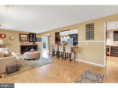 3404 Poinciana Ave, Reading, PA 19605 - photo 5