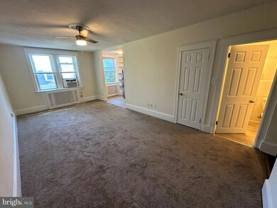 2809 W Queen Ln unit 102, Philadelphia, PA 19129 - photo 6