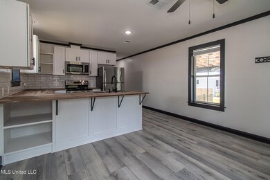 Family room 1.2