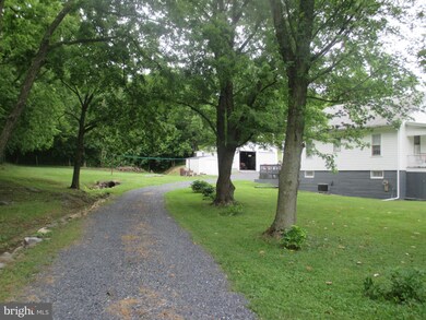 510 N Massanutten St, Strasburg, VA 22657 - photo 7