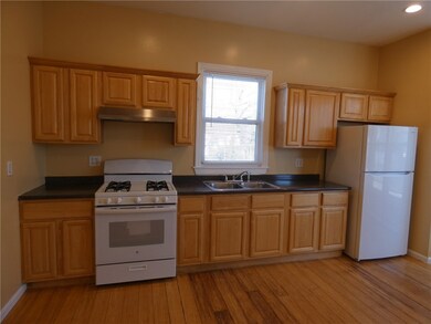 656 Lonsdale Ave, Central Falls, RI 02863 - photo 5