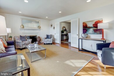 1218 Wine Spring Ln, Towson, MD 21204 - photo 7