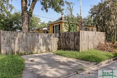 901 W 52nd St, Savannah, GA 31405 - photo 2