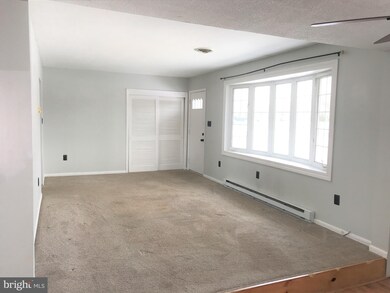 1560 Brenda Dr, Greencastle, PA 17225 - photo 5