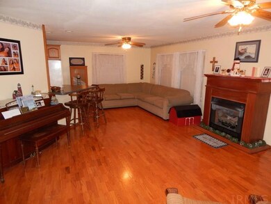 8215 S 250 E, Keystone, IN 46759 - photo 2