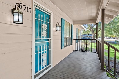 6717 Carver Rd, Houston, TX 77091 - photo 4