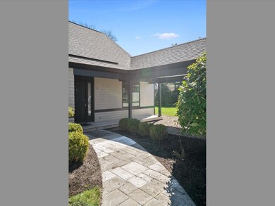 4 Vanderbilt Dr, Narragansett, RI 02882 - photo 2