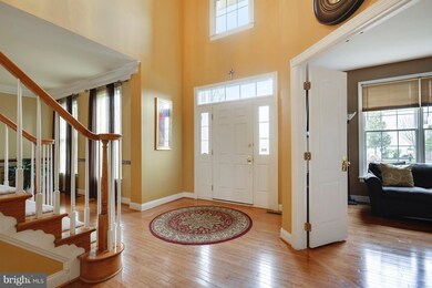 43244 Valiant Dr, Chantilly, VA 20152 - photo 3